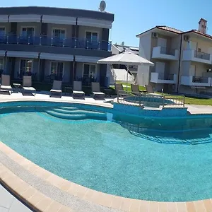  Apartament Finikas Garden